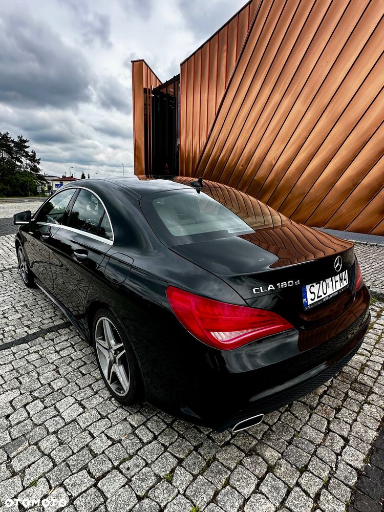 Mercedes-Benz CLA 180 d BlueEFFICIENCY Edition - 2