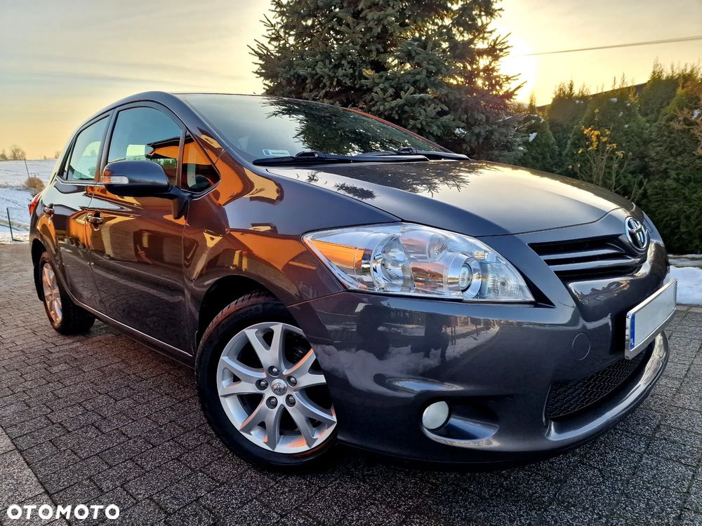 Toyota Auris 1.6 Premium - 35