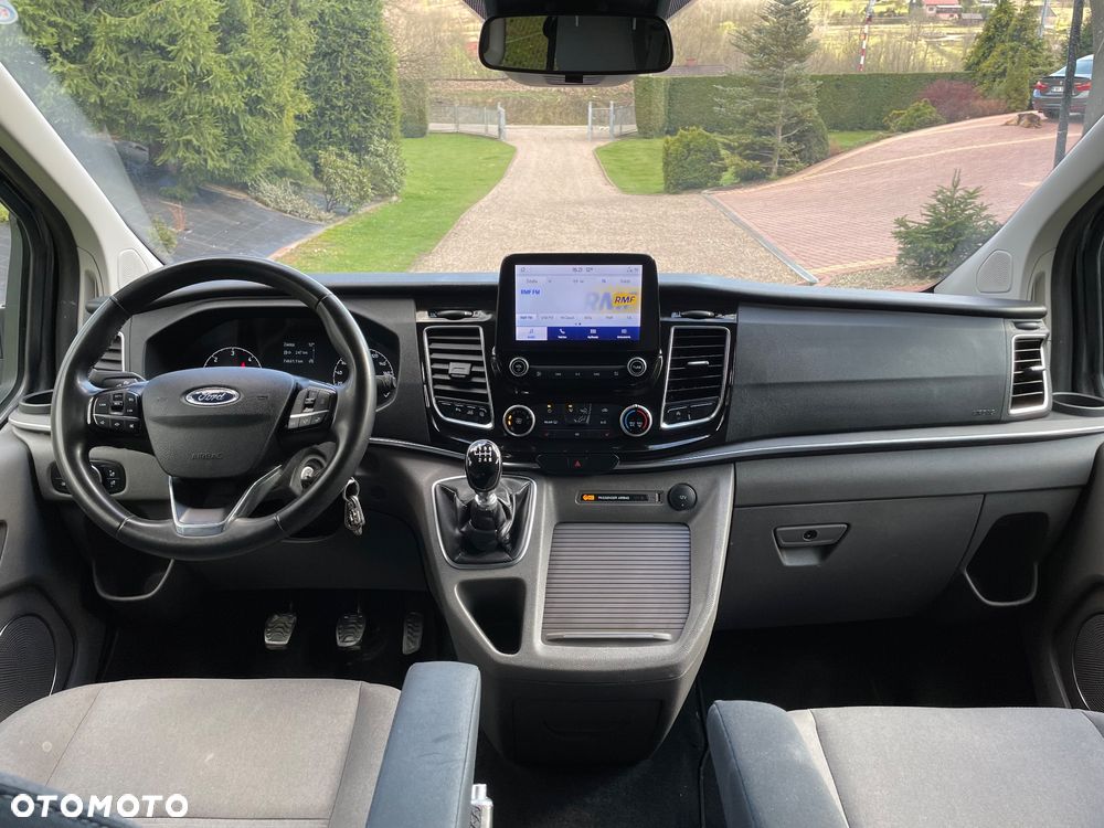 Ford Tourneo Custom 2.0 EcoBlue L2 Titanium - 11
