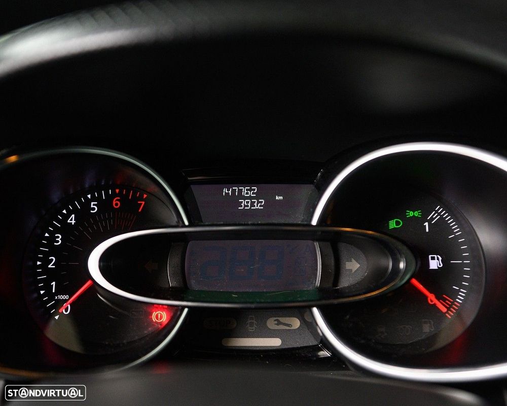 Renault Clio 0.9 TCe Limited - 29