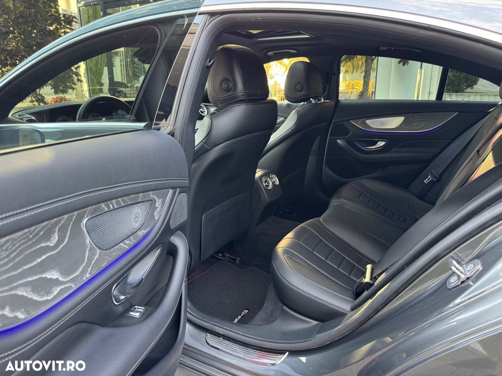Mercedes-Benz CLS 350 d 4MATIC 9G-TRONIC AMG Line - 13