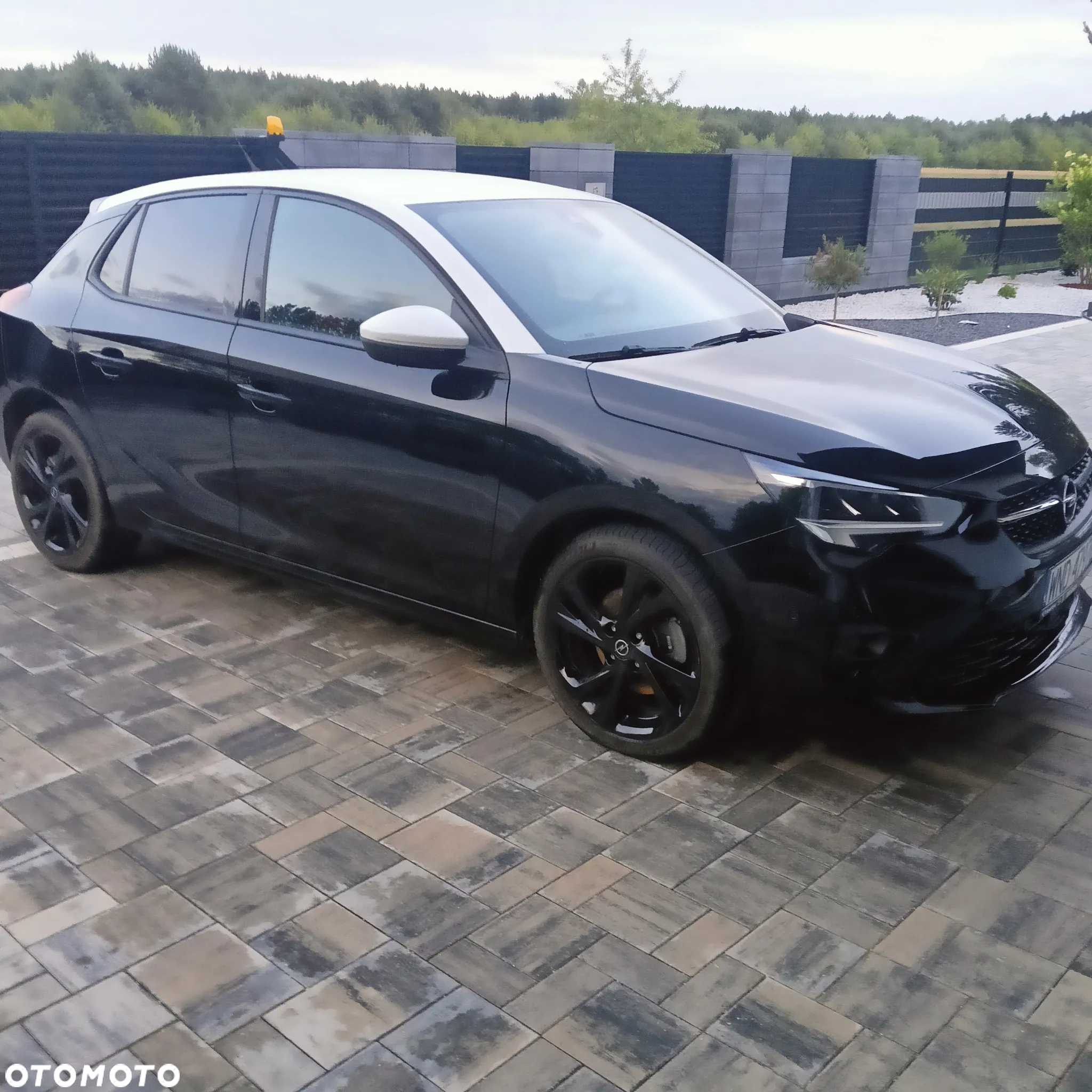 Opel Corsa 1.2 Direct Injection Turbo GS - 2
