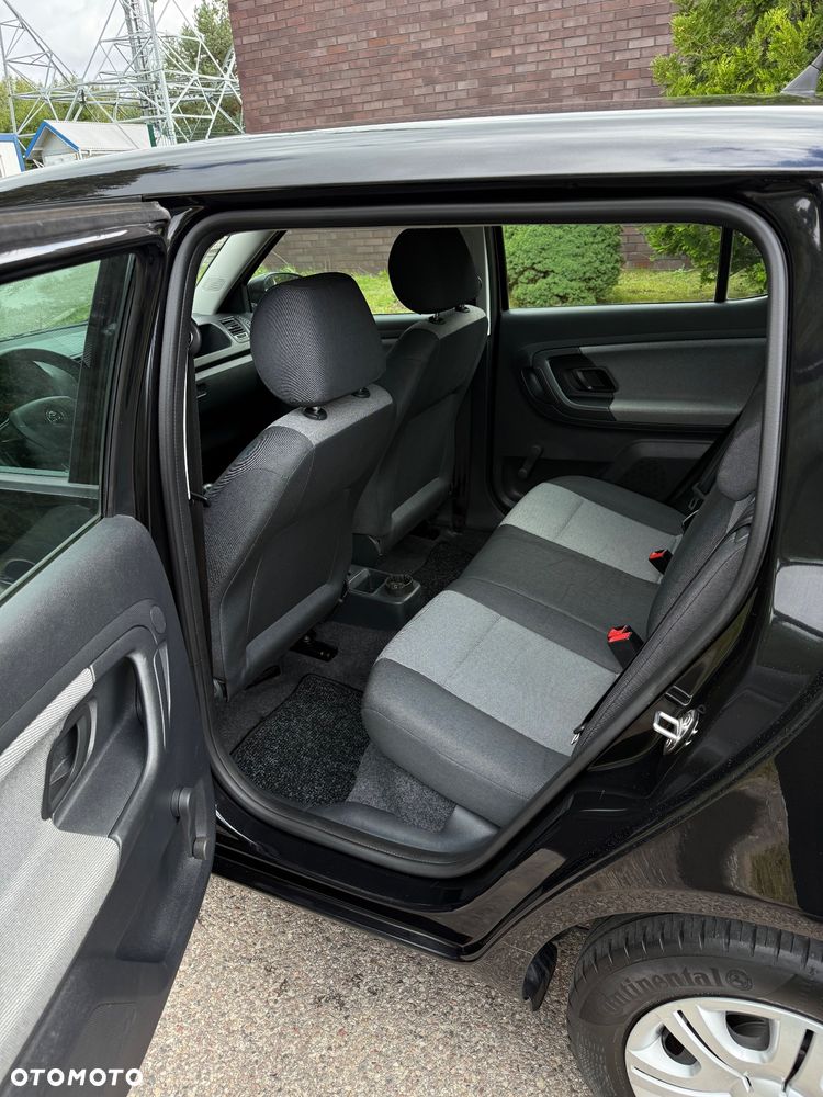 Skoda Fabia 1.4 MPI Fresh - 11
