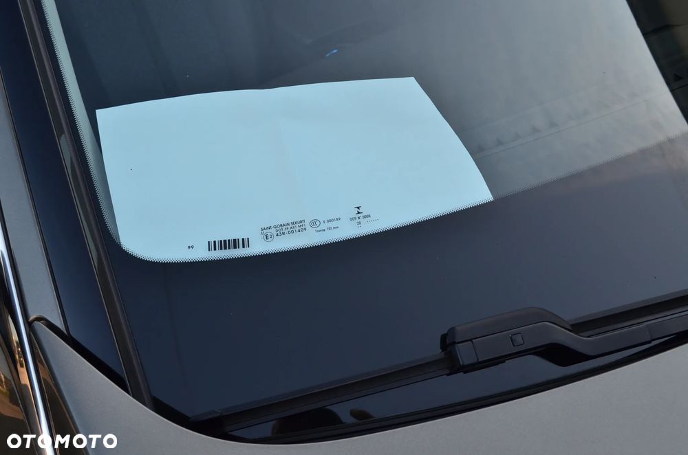 Peugeot 3008 BlueHDi 130 Stop & Start EAT8 Allure - 33