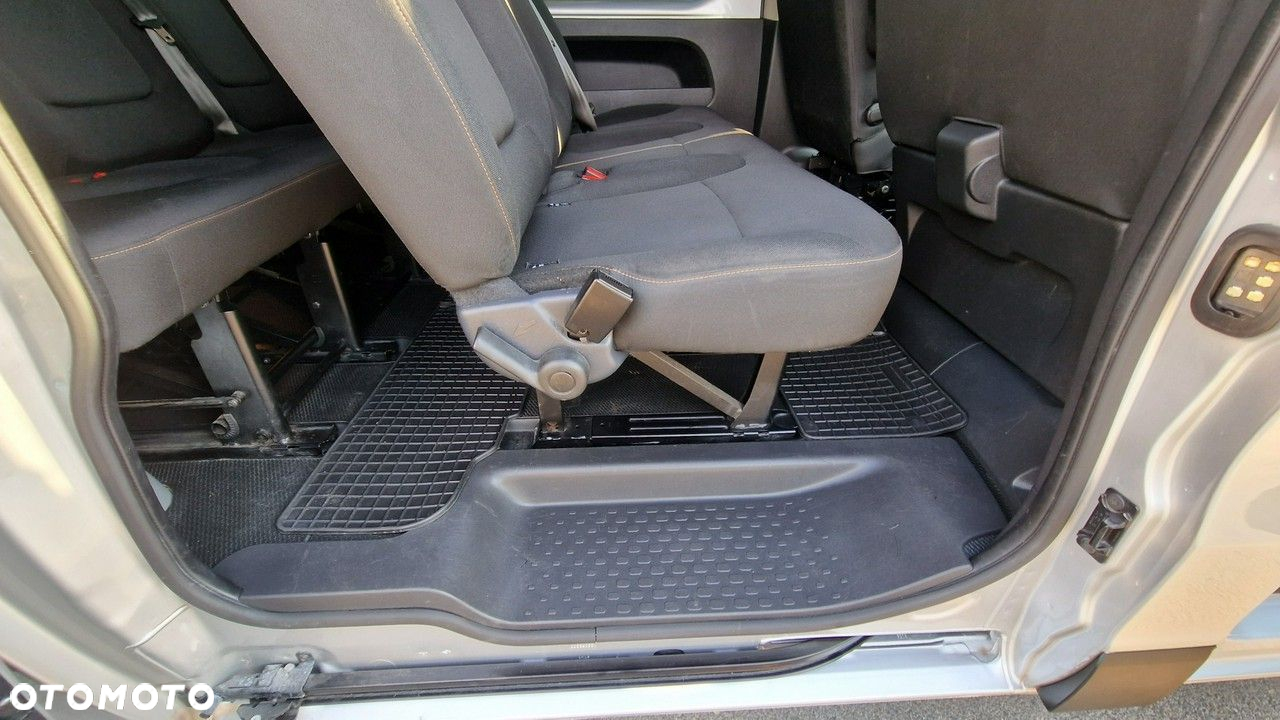 Renault Trafic - 32