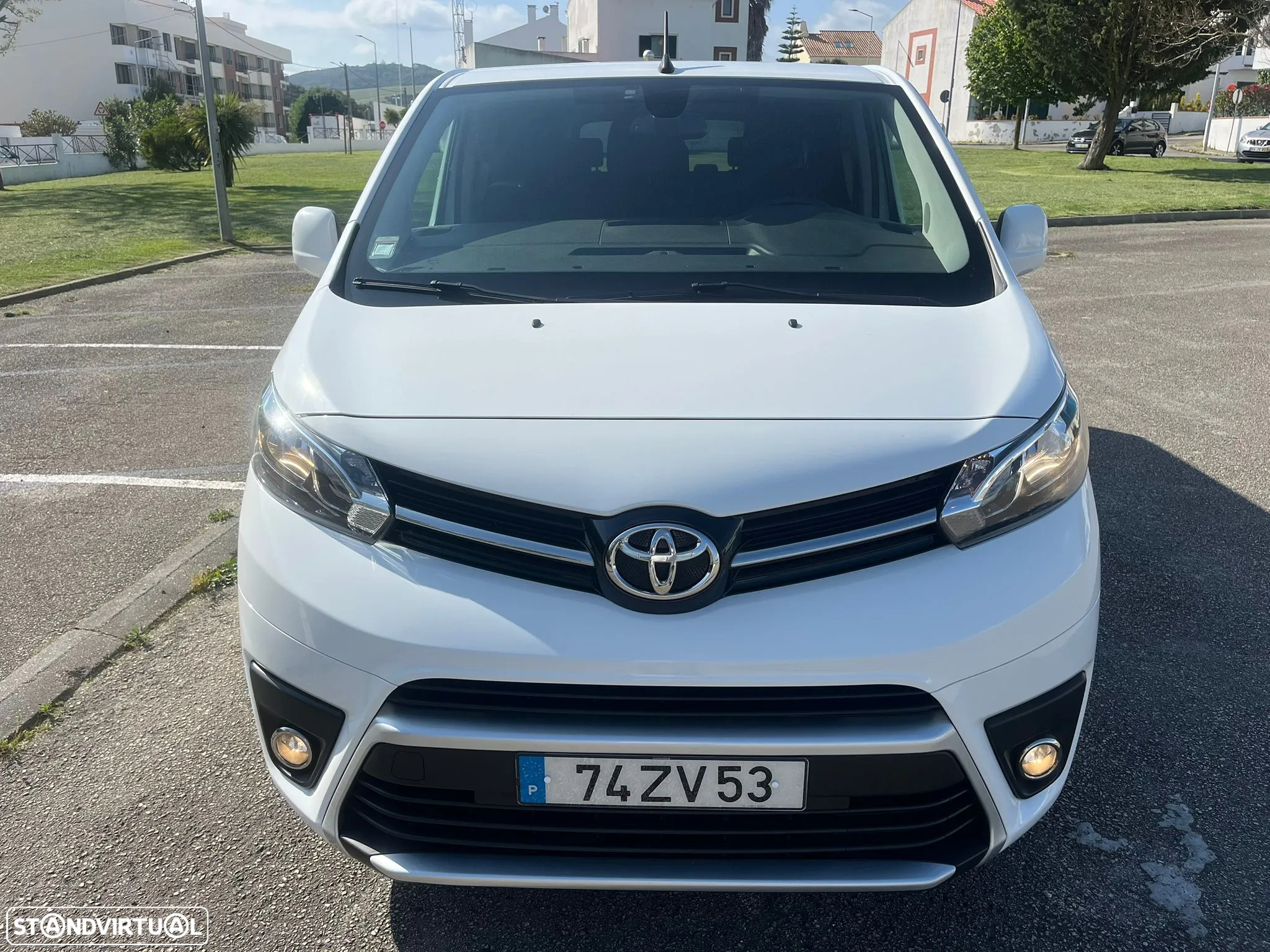 Toyota Proace Verso 1.5 D-4D L3 (LONGA) - AC - 9 LUGARES - 2