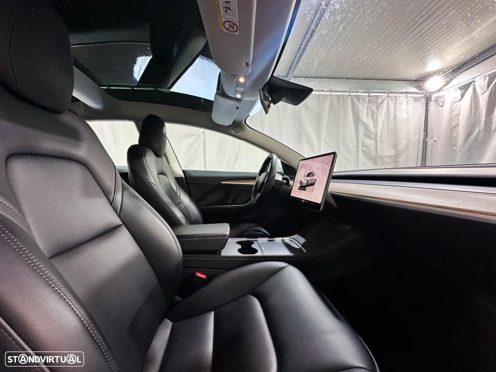 Tesla Model 3 Long Range AWD Dual Motor - 32