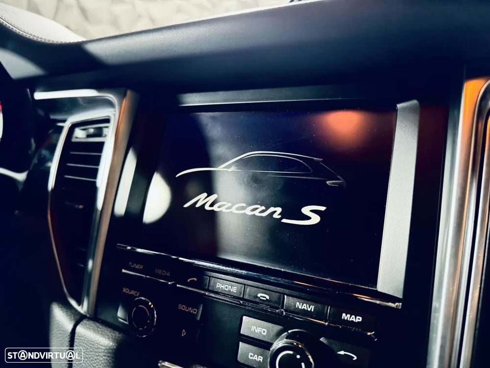 Porsche Macan S - 31