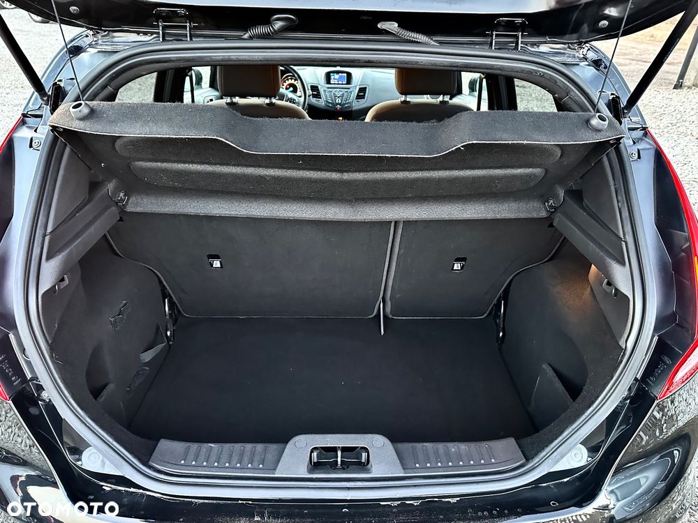 Ford Fiesta 1.0 EcoBoost S&S ST-LINE - 21