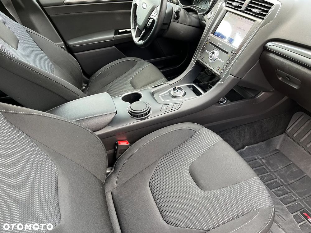 Ford Mondeo 2.0 EcoBlue Titanium - 18