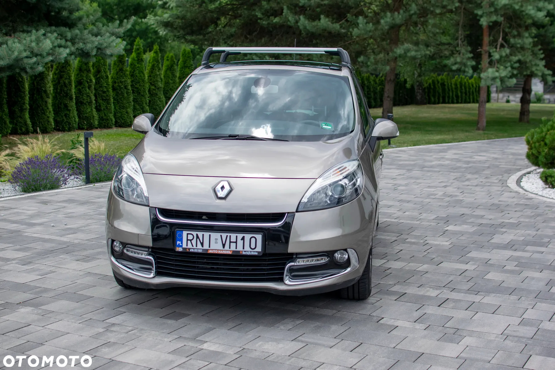 Renault Scenic - 11