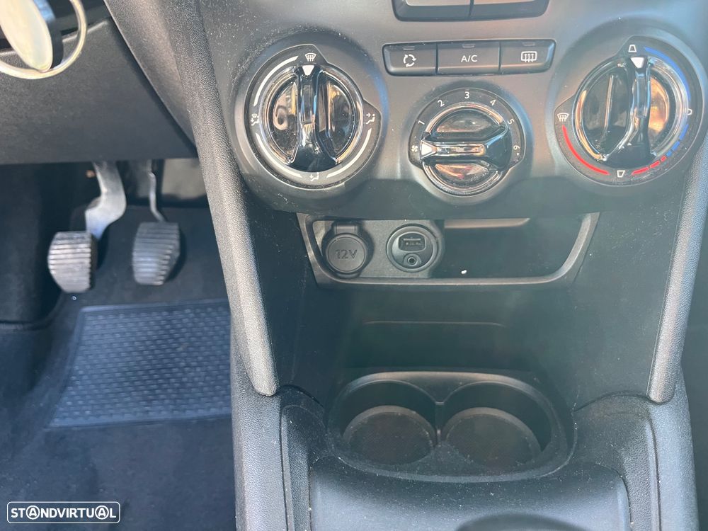 Peugeot 208 1.2 PureTech Active - 35