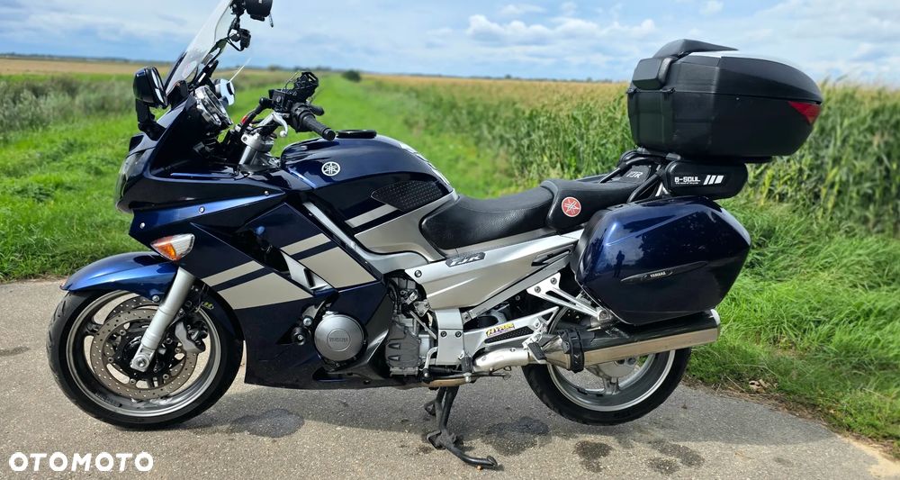 Yamaha FJR - 2