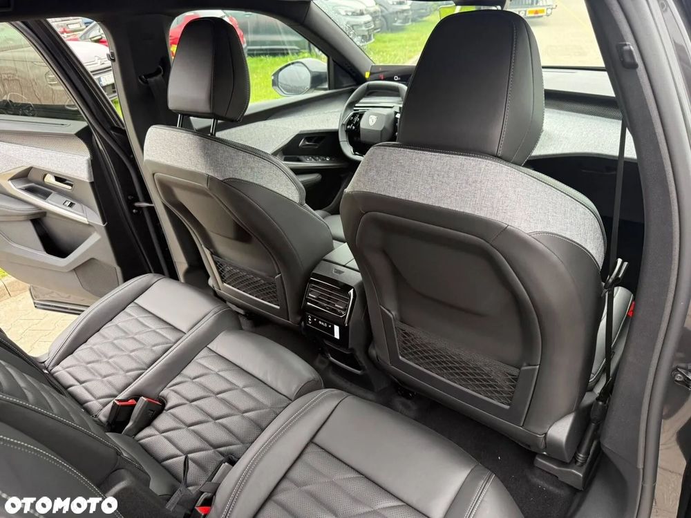 Peugeot 5008 - 13