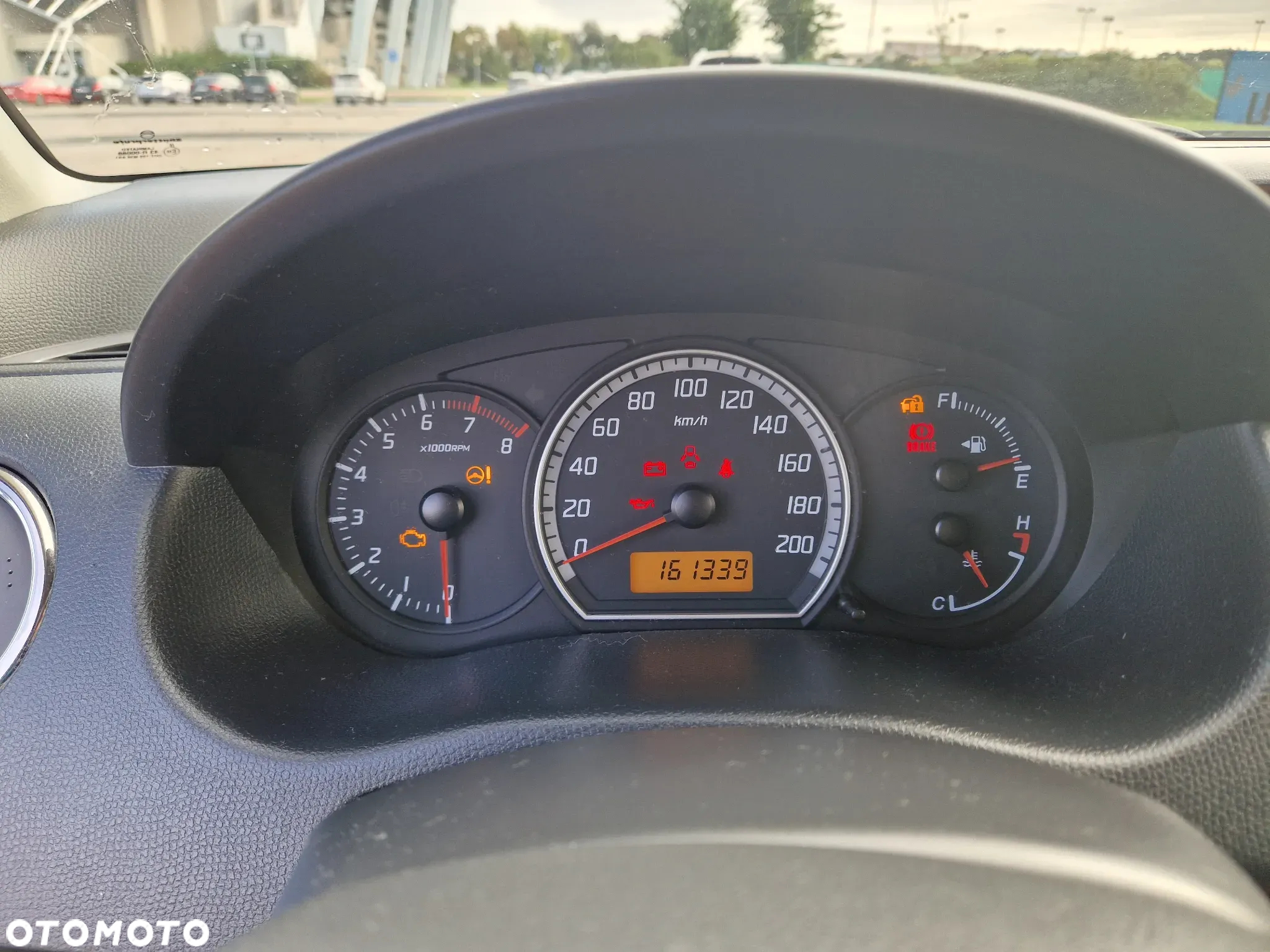 Suzuki Swift 1.3 Club - 8
