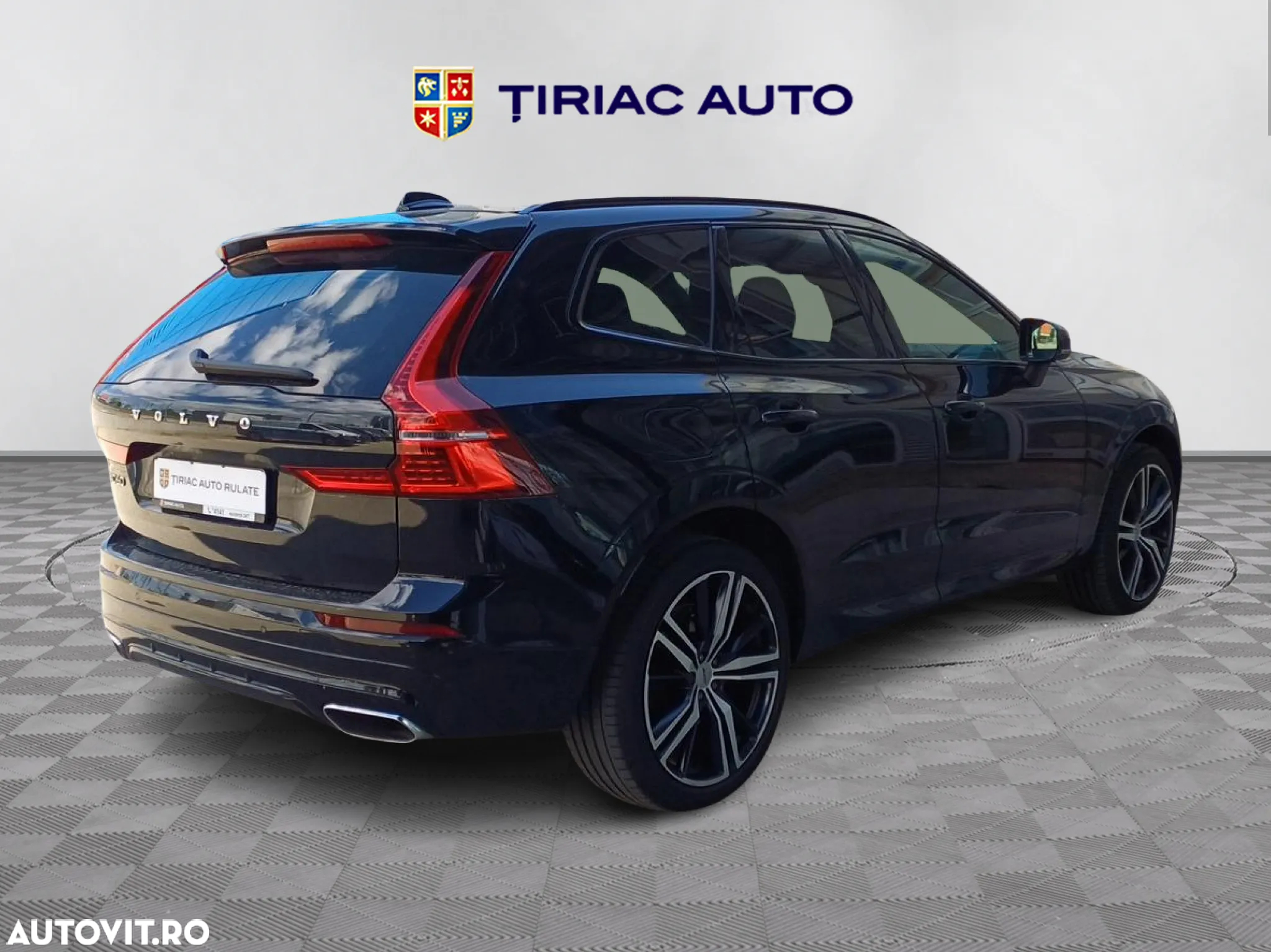 Volvo XC 60 T8 Twin Engine AWD Momentum - 5