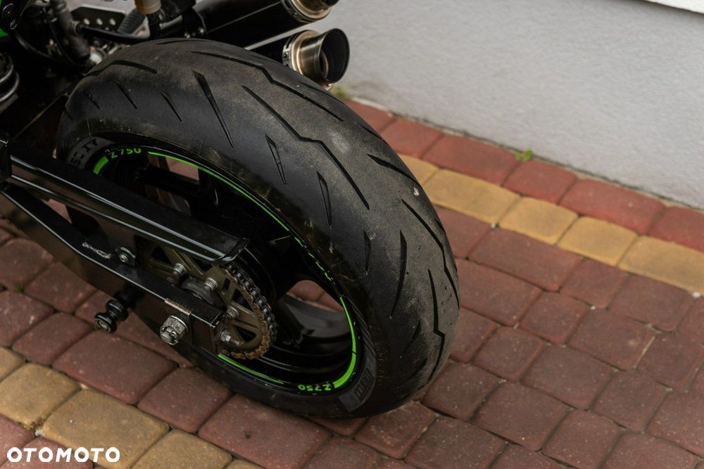 Kawasaki Z - 8