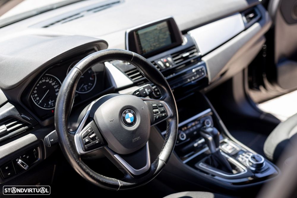 BMW 216 Active Tourer d Advantage Auto - 58