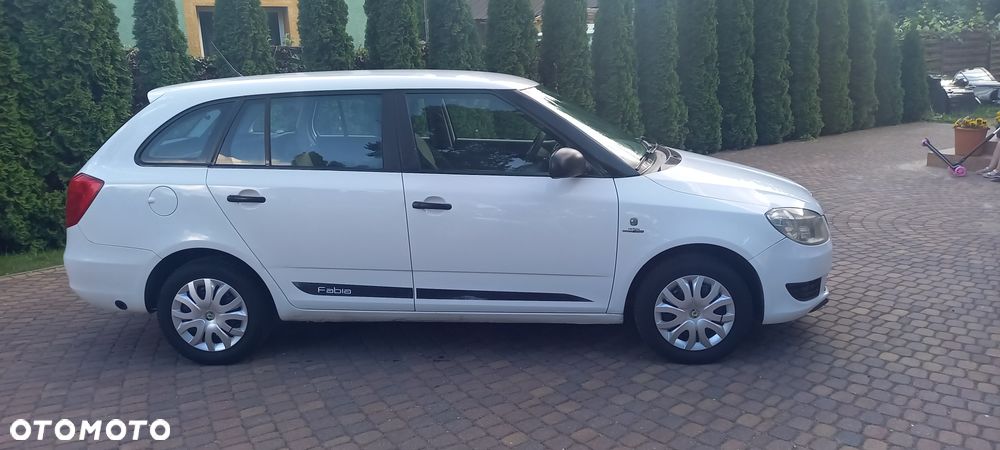 Skoda Fabia 1.4 16V Family - 5