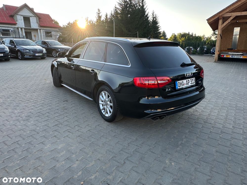 Audi A4 Avant 2.0 TDI DPF clean diesel multitronic Attraction - 6