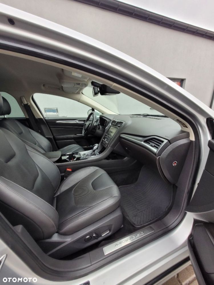 Ford Mondeo - 17