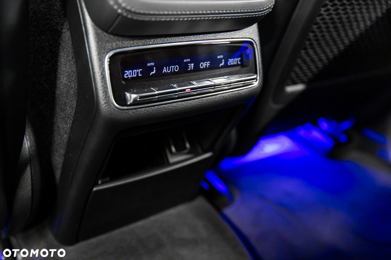 Mercedes-Benz GLE - 33