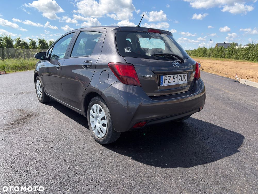 Toyota Yaris 1.33 Active EU6 - 4