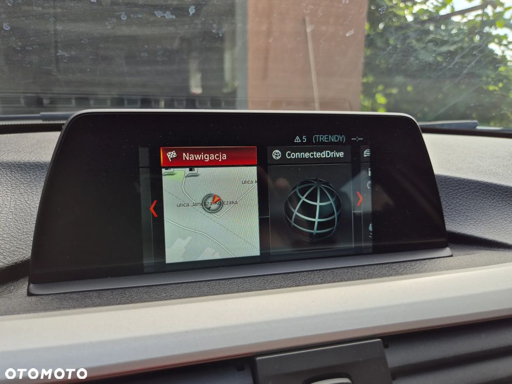 BMW Seria 3 318d Sport Line - 15