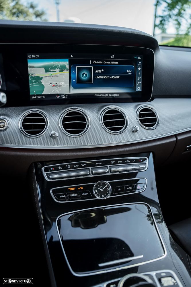 Mercedes-Benz E 220 d 9G-TRONIC Exclusive - 29