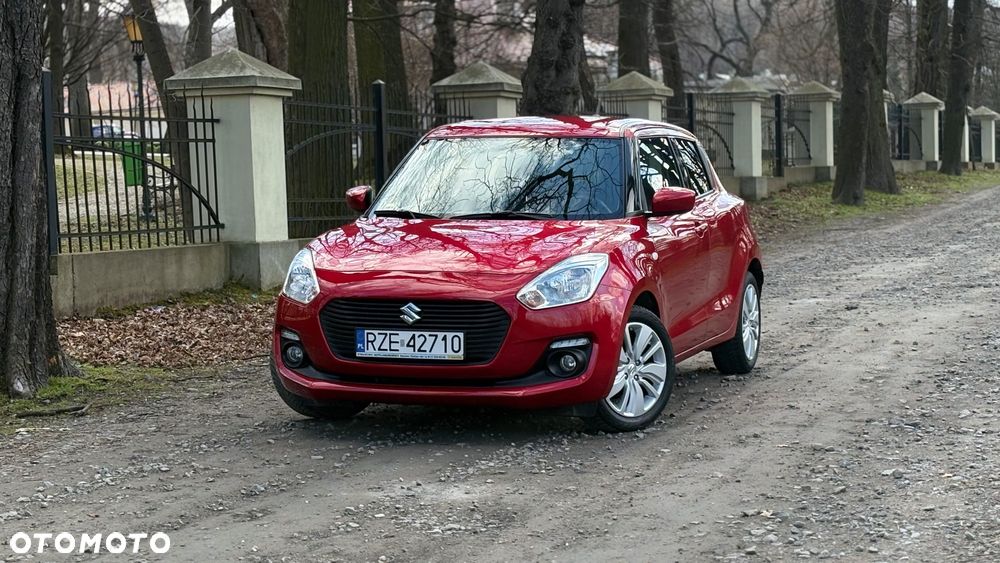 Suzuki Swift 1.2 Premium Plus - 1