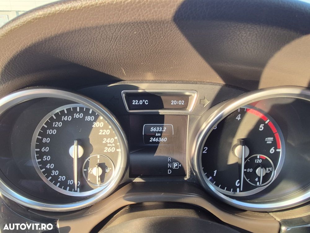 Mercedes-Benz ML - 15