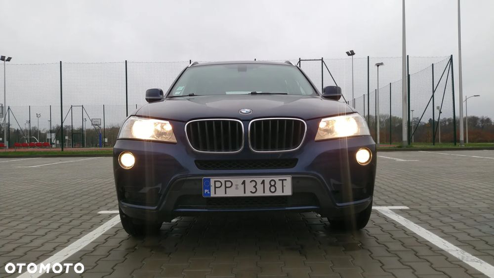 BMW X3 sDrive18d - 8