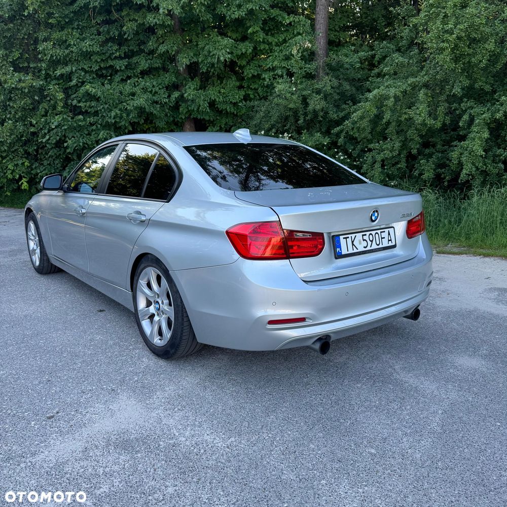 BMW Seria 3 335i - 4