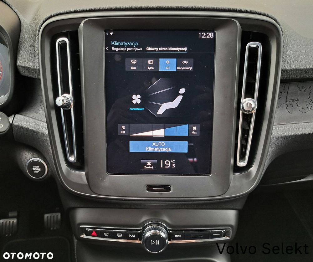 Volvo XC 40 - 21