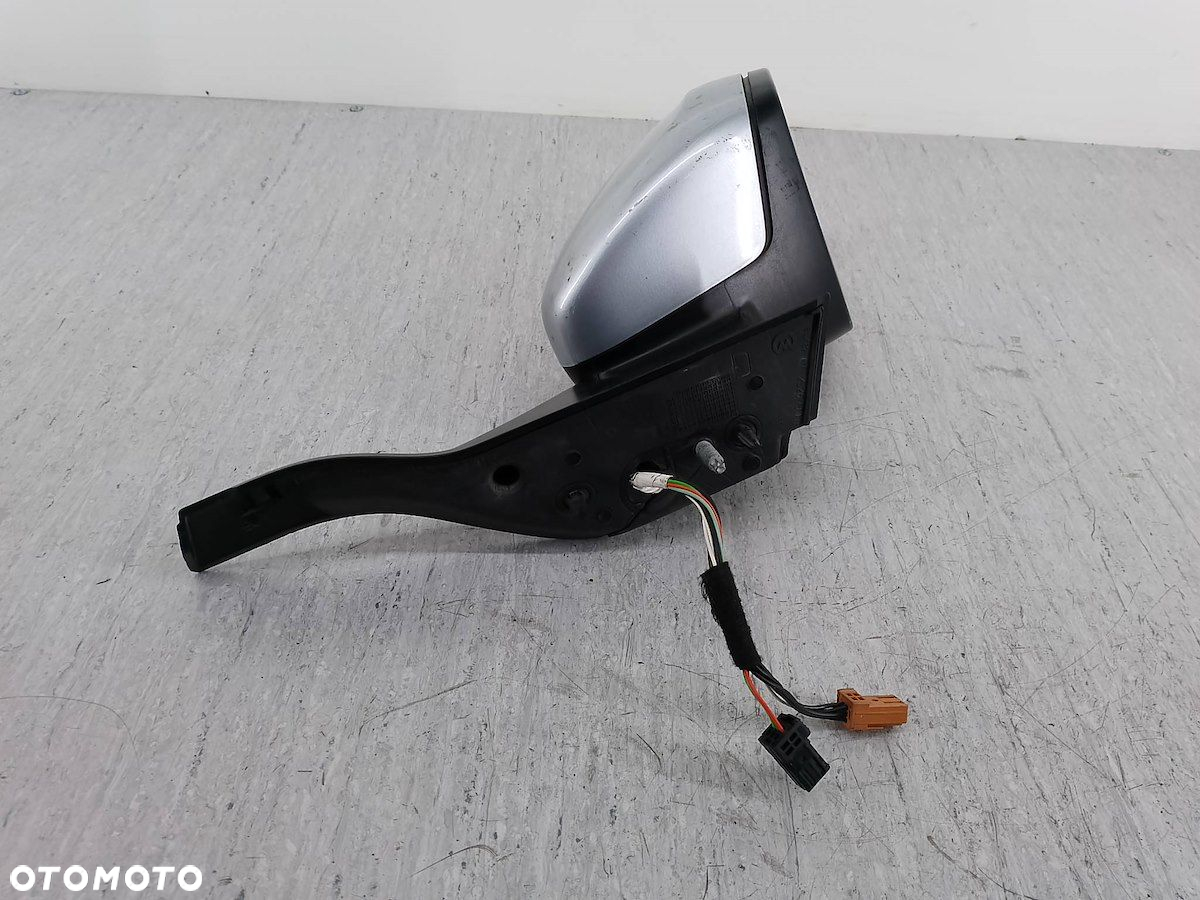 LUSTERKO PRAWE PEUGEOT 208 2326.73.078 EZR - 4
