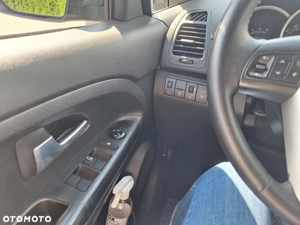 Kia Venga 1.6 CRDi L - 13