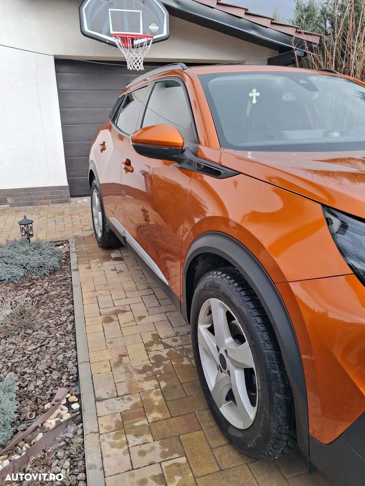 Peugeot 2008 1.2 L PureTech STT EAT8 Allure - 2