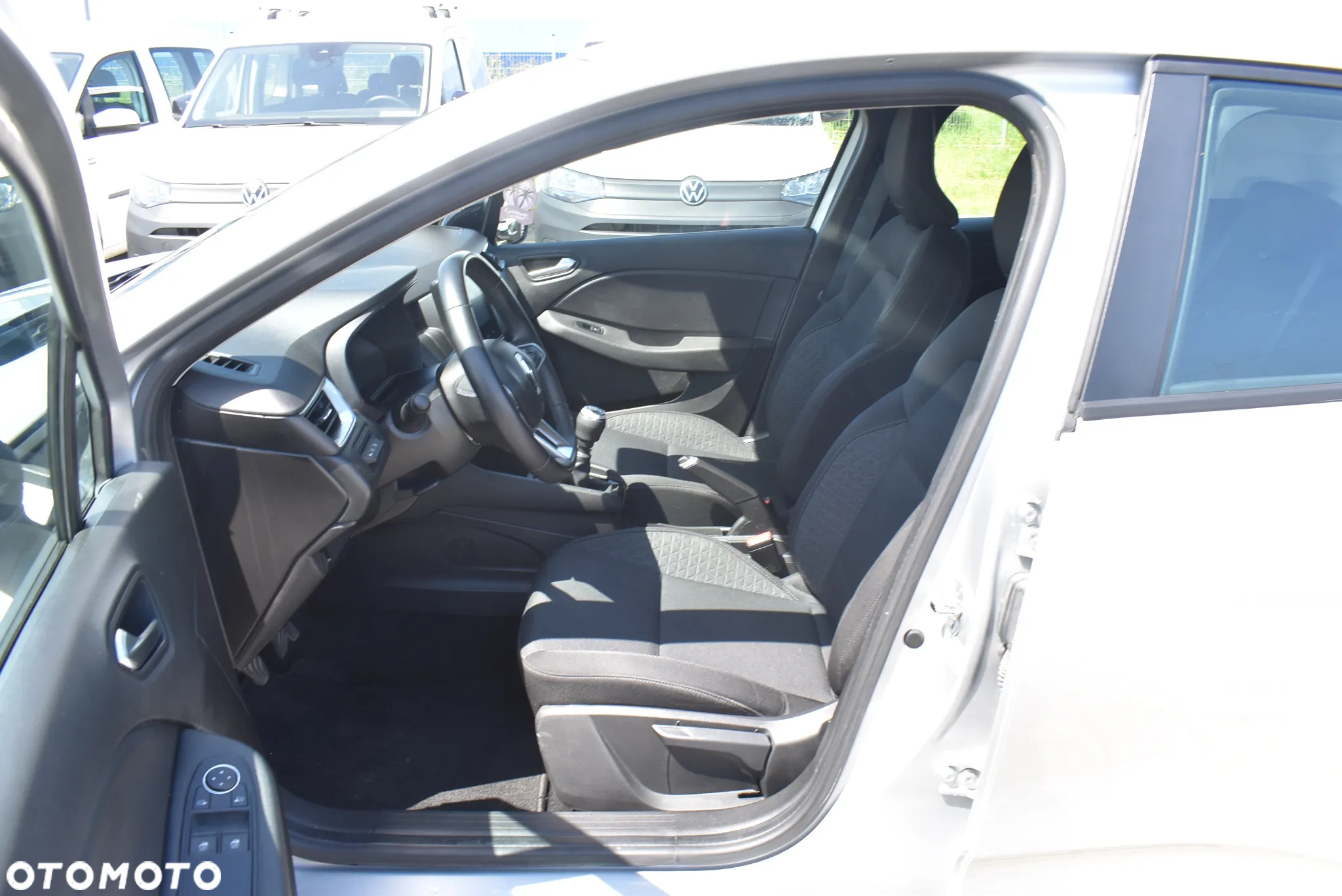 Renault Clio 1.0 TCe Equilibre - 10