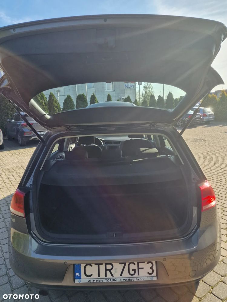 Volkswagen Golf VII 1.2 TSI BMT Comfortline - 16