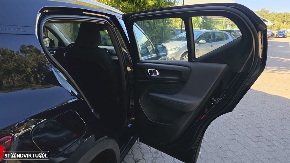 Volvo XC 40 T4 Recharge DKG Inscription - 12
