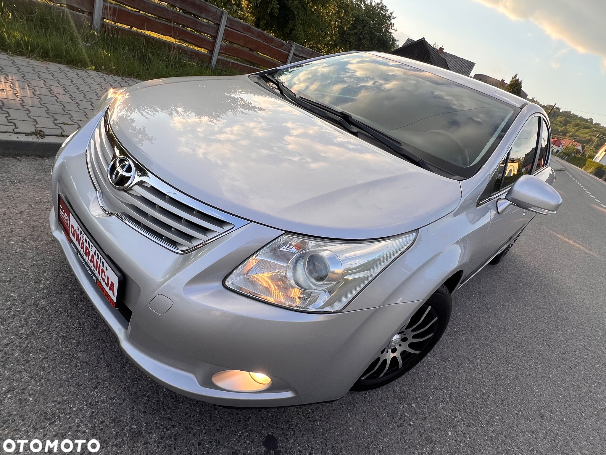 Toyota Avensis 1.8 Luna - 4