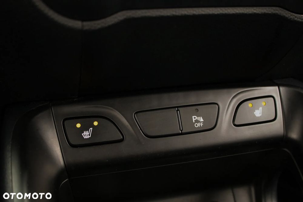 Hyundai ix35 1.7 CRDi 2WD blue Finale Gold - 20