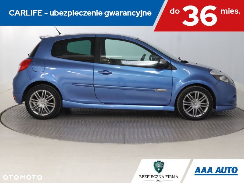 Renault Clio - 8