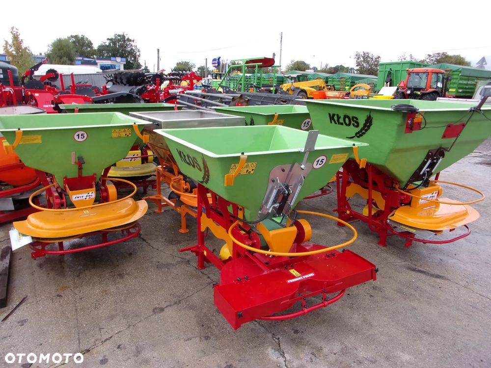 Inny Rozsiewacz nawozów i wapna, taśmowy jedno i dwu tarczowy Kłos, Motyl 300, 400, 600, 800 1000 litrów, Rozsiewacz nawozów dwutarczowy ABRA2 - MAXI, Semior, Unior, Unior2, Mini, Mini2, Rozsiewacz dwutarczowy DEX-WAL (Lift, Tornado duo Turbo), Rozsiewacz nawozów Pronar  FD1-M05 - 1