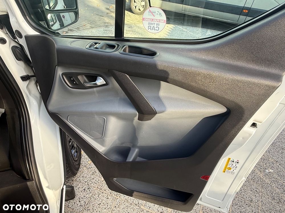 Ford Transit Custom - 27