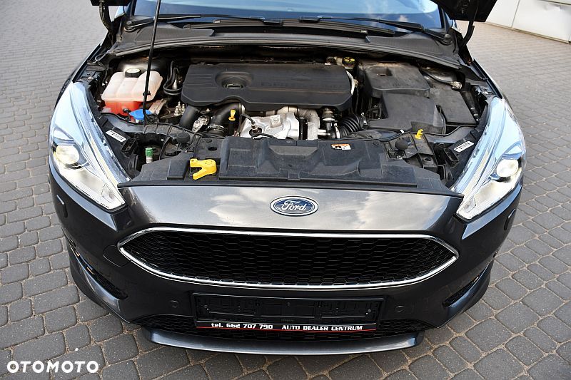 Ford Focus 1.5 EcoBlue Start-Stopp-System TITANIUM DESIGN - 37