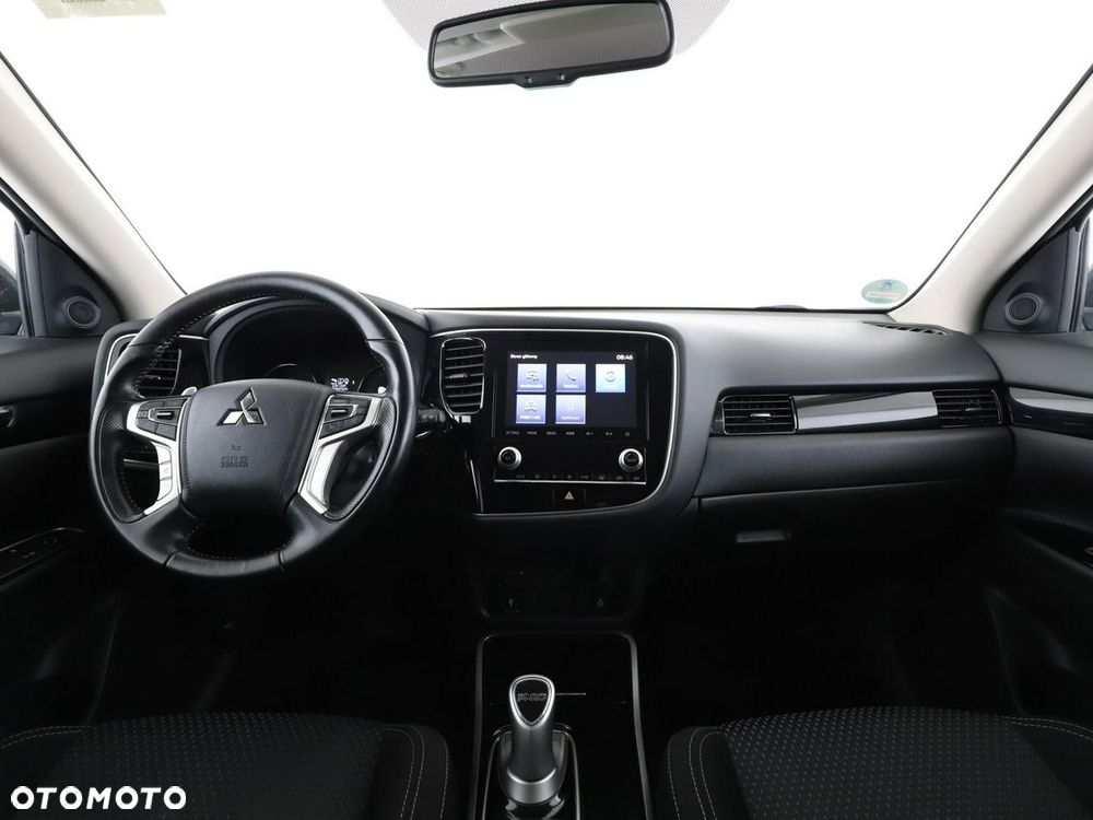 Mitsubishi Outlander 2.4 4WD - 16