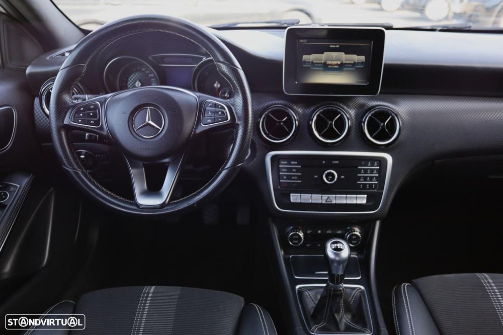 Mercedes-Benz A 180 d Urban - 19