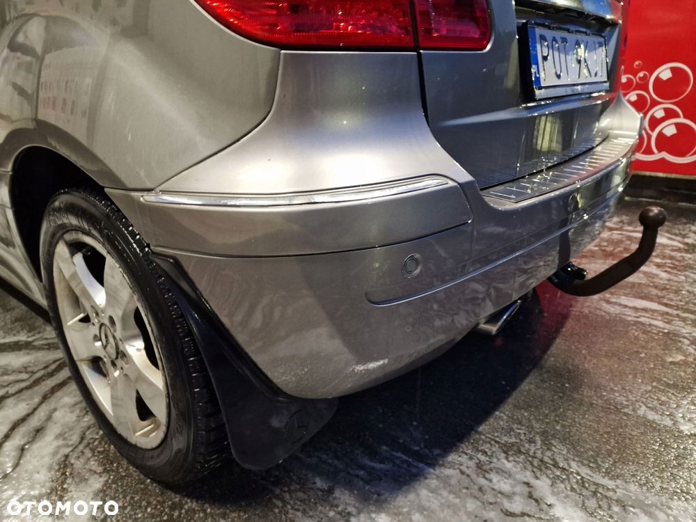 MERCEDES B KLASA W245 TYLY ZDERZAK PDC CHROM KOLOR 748 DO MONTAŻU ŁADNY - 3