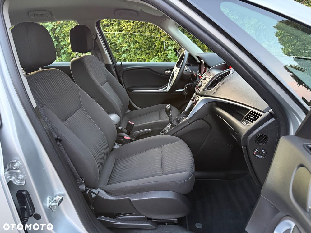 Opel Zafira Tourer 2.0 CDTI Edition - 16